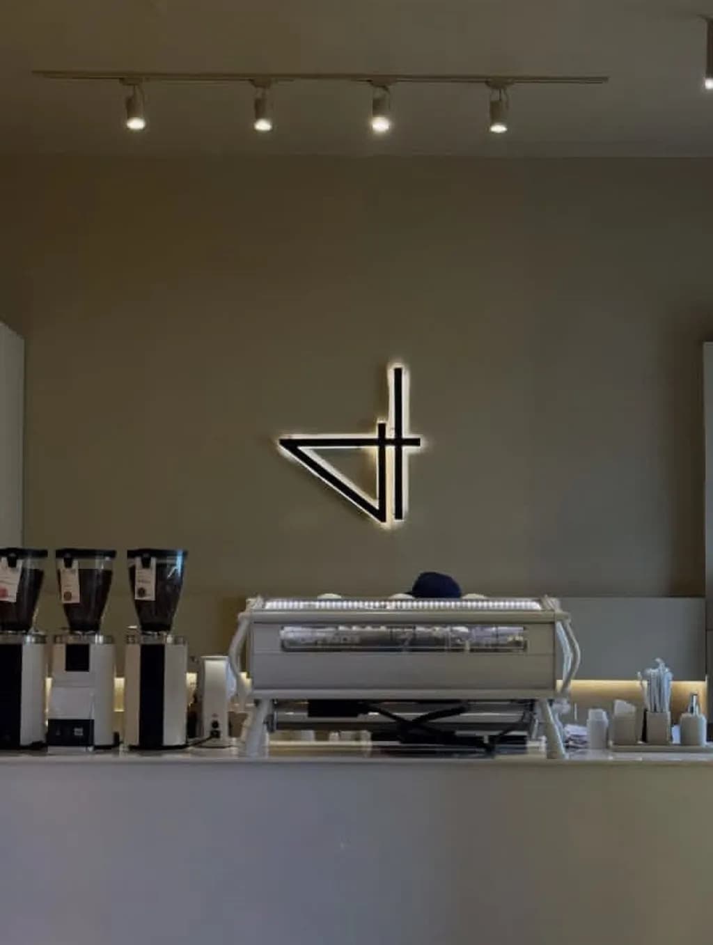 Minimalist Café Emblem