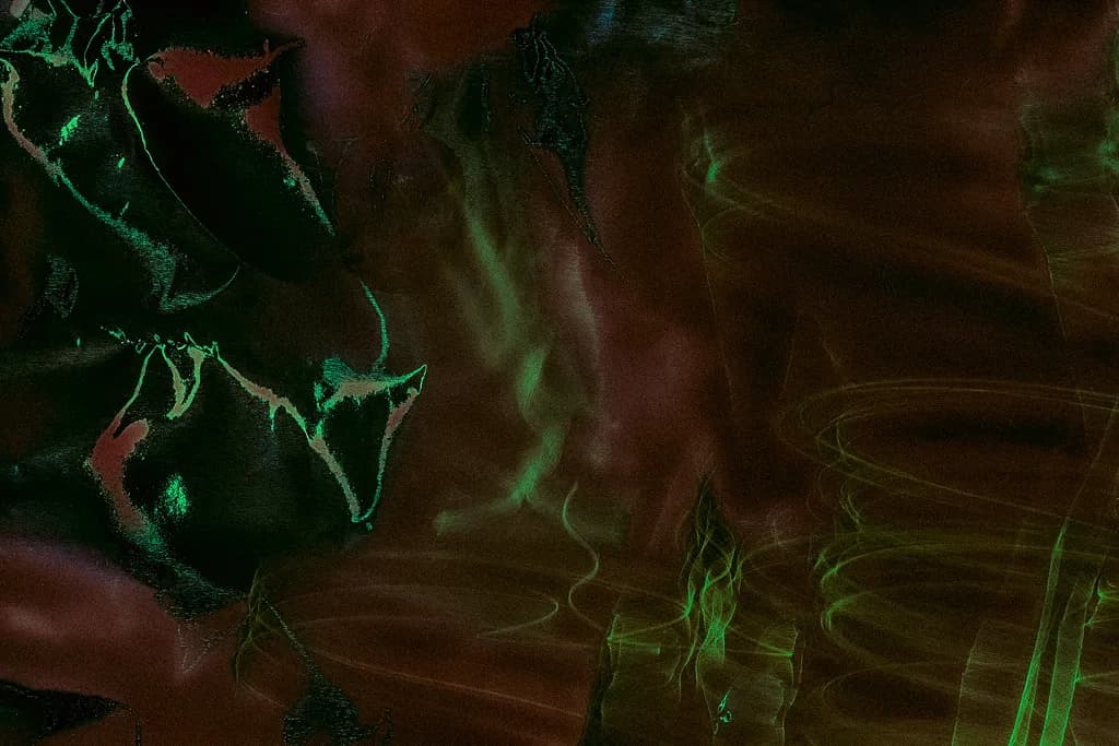 Veiled Currents
