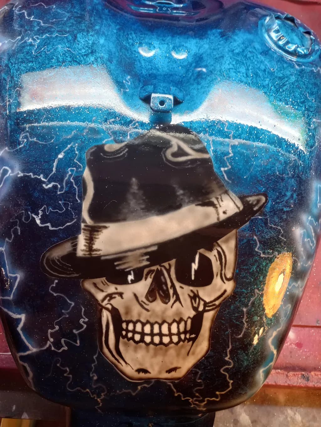 Skull in Fedora