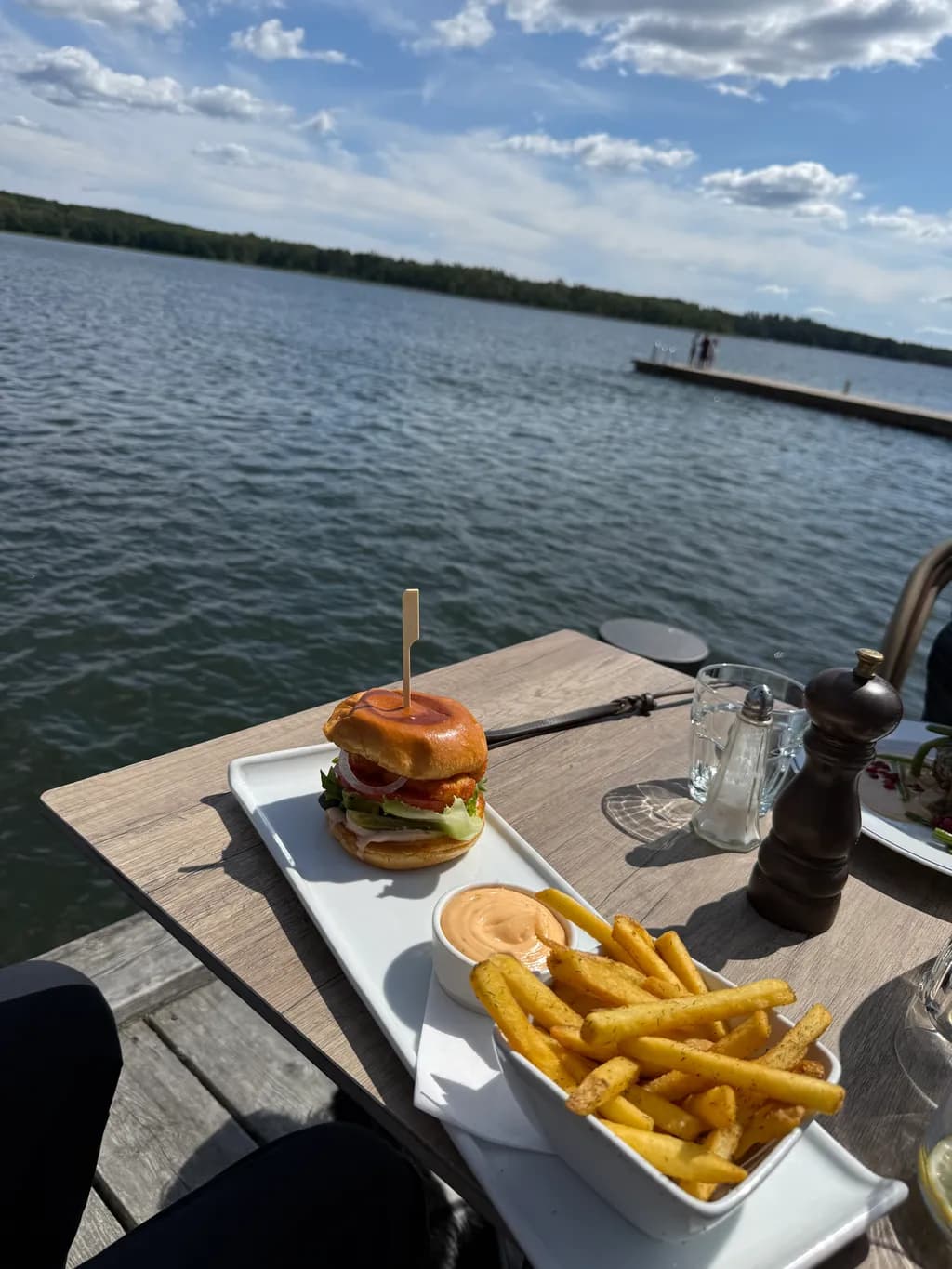 Lakeside Bite