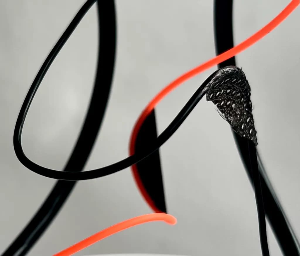 Tangled Lines