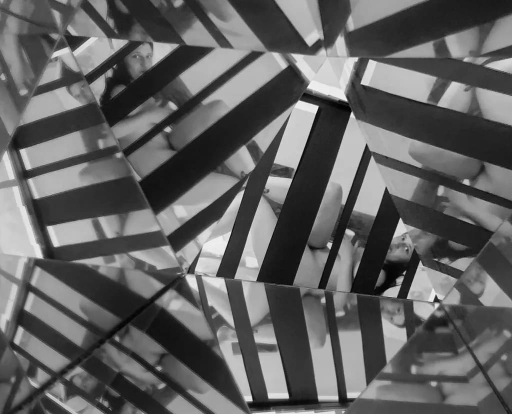 Fragmented Reflection