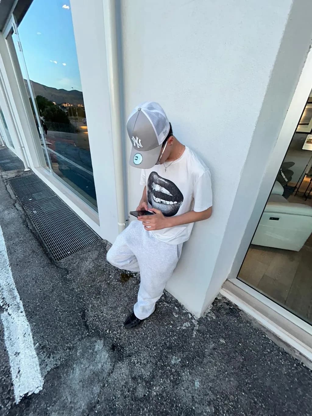 Urban Corner Moment