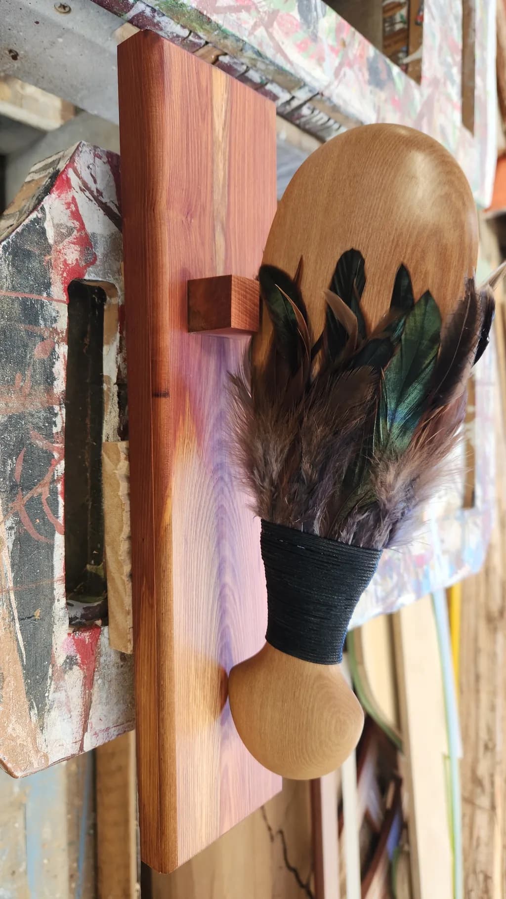 Feathered Paddle Wall Mount
