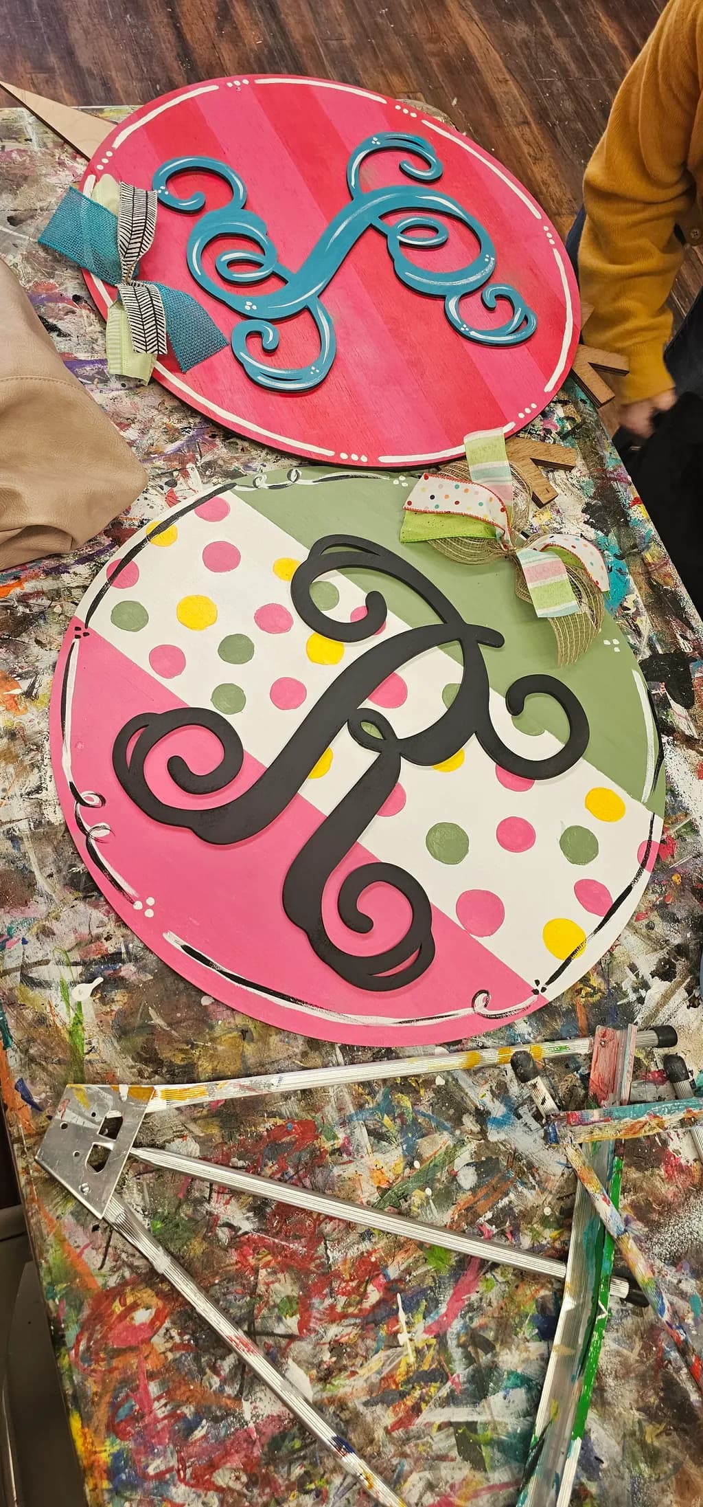 Colorful Circular Monograms