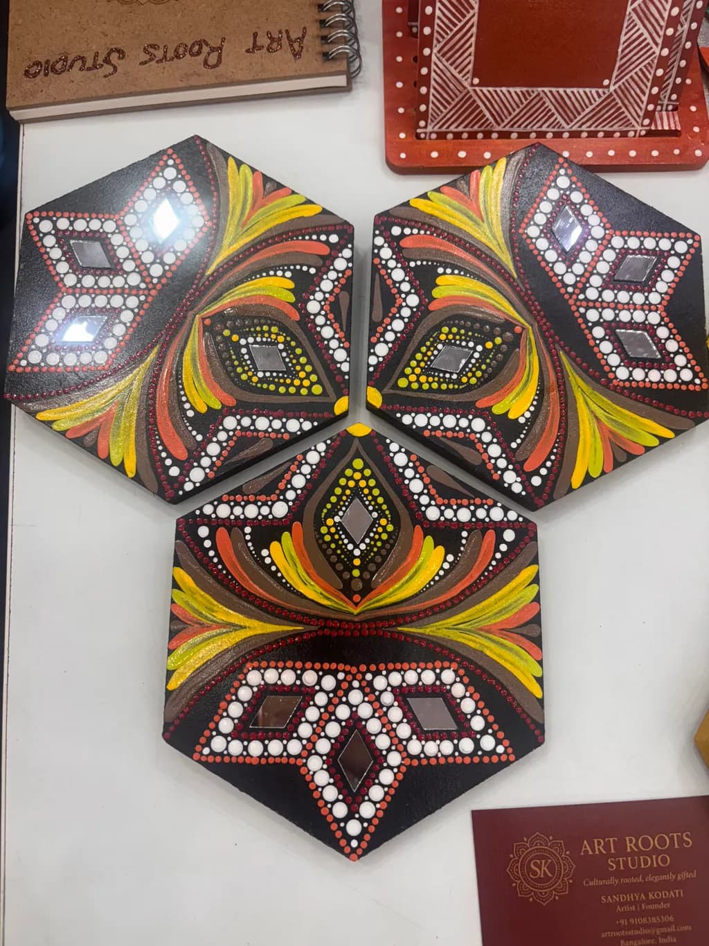 Hexagonal Mirror Pattern