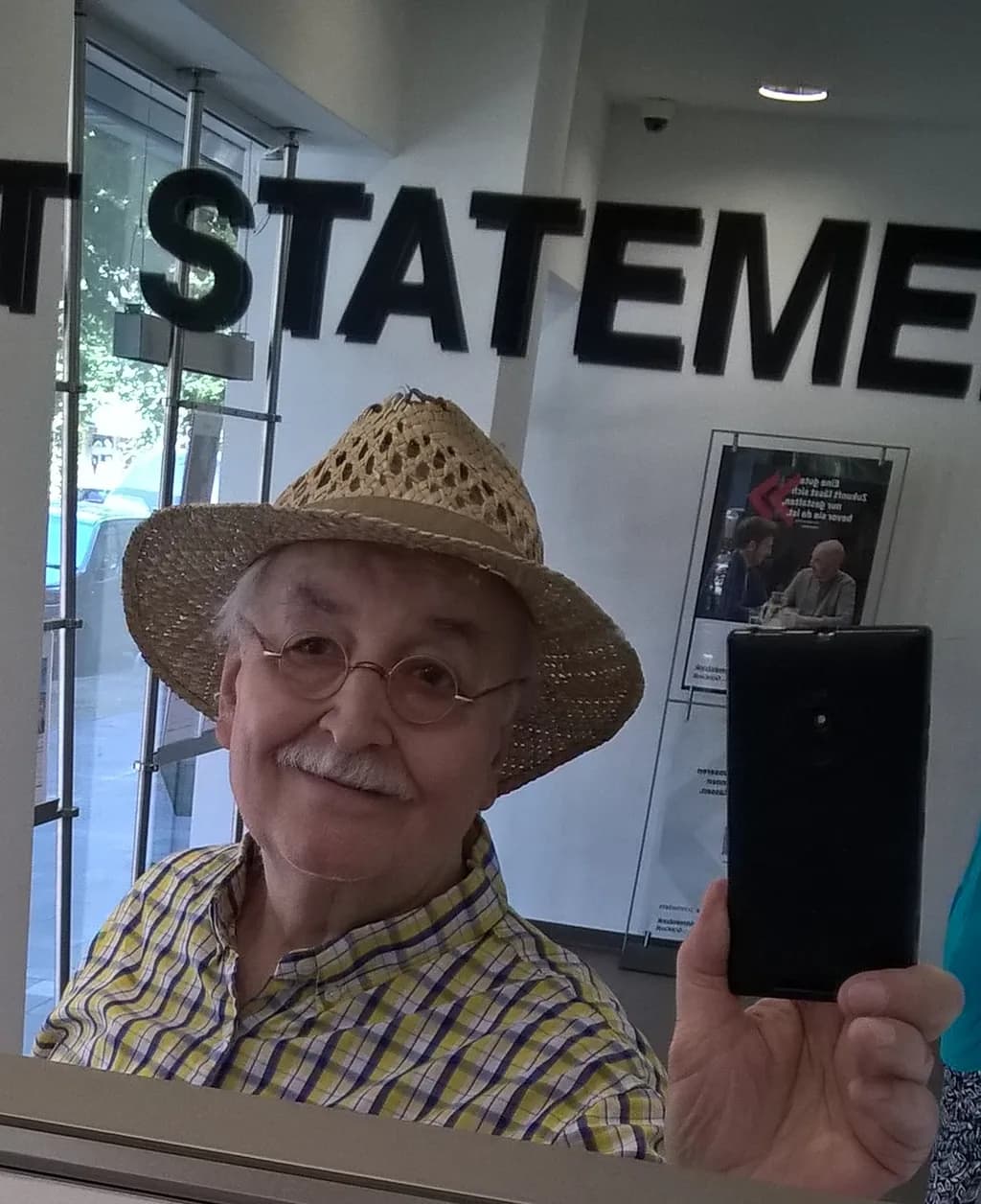 Selfie Reflection