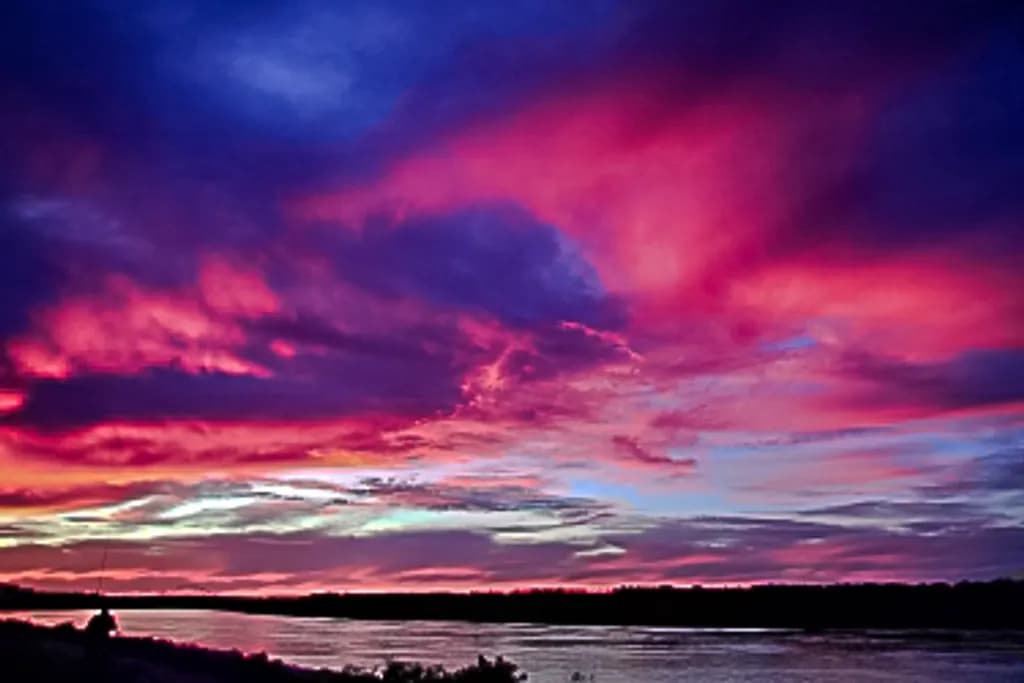 Cool & Refreshing River Sunset