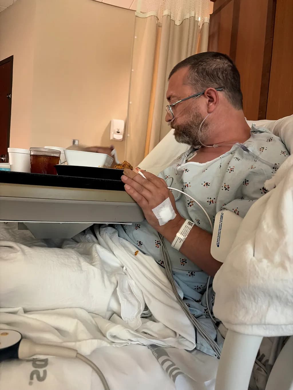 Hospital Meal Moment