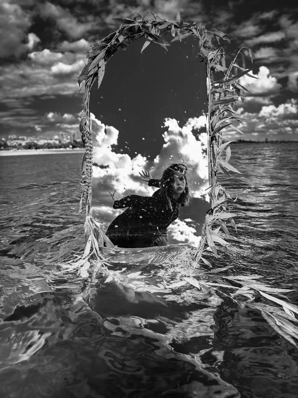 Water Mirror Reflection