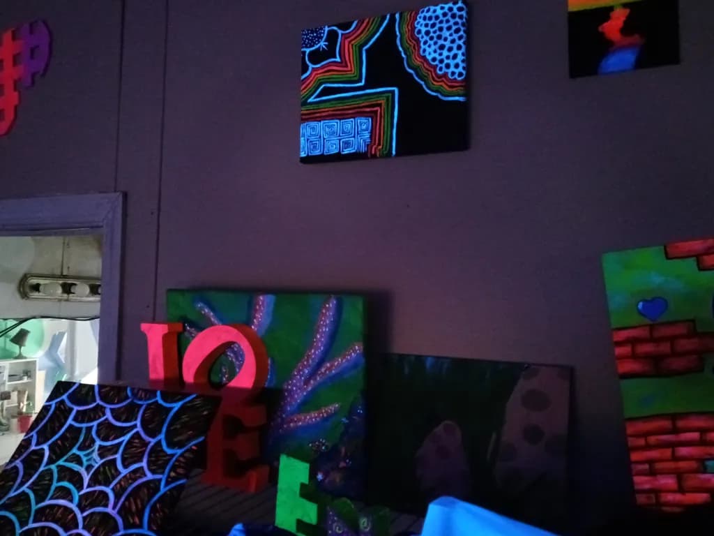 Neon Art Glow