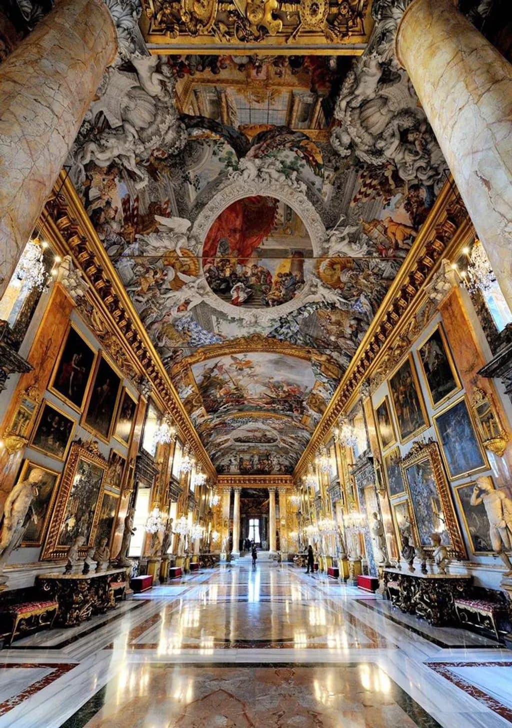 Grand Gallery Interior