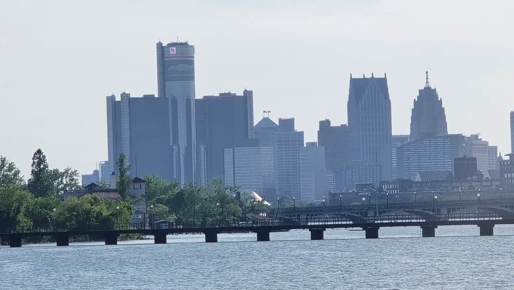 Inbound Cityscape