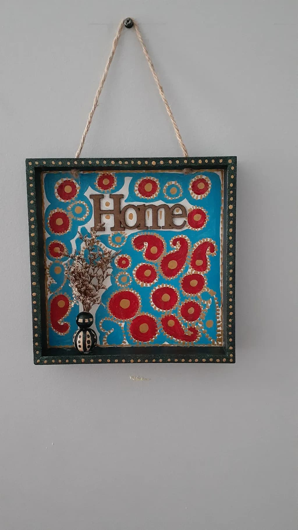 Home Sign with Flowers