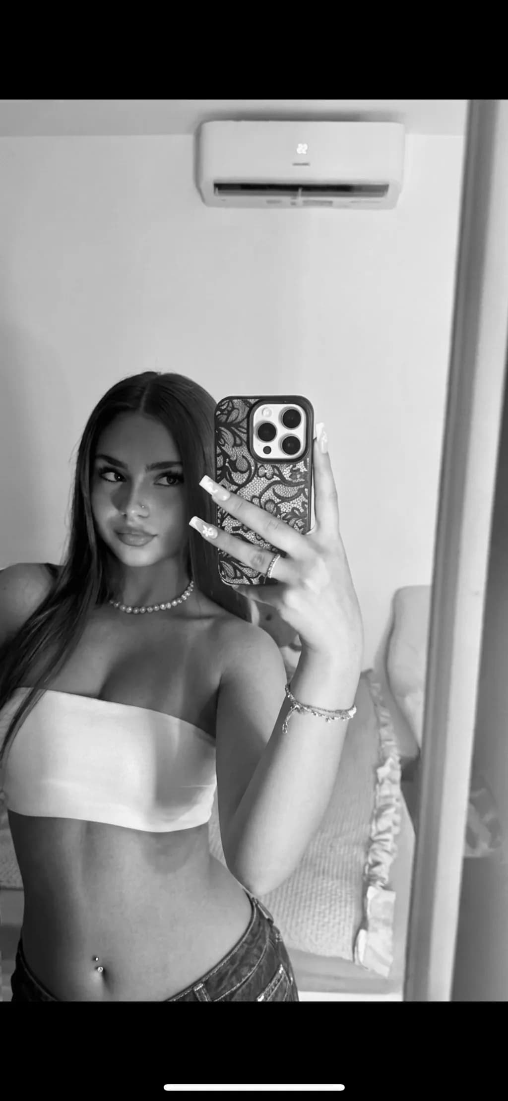Mirror Selfie Reflection