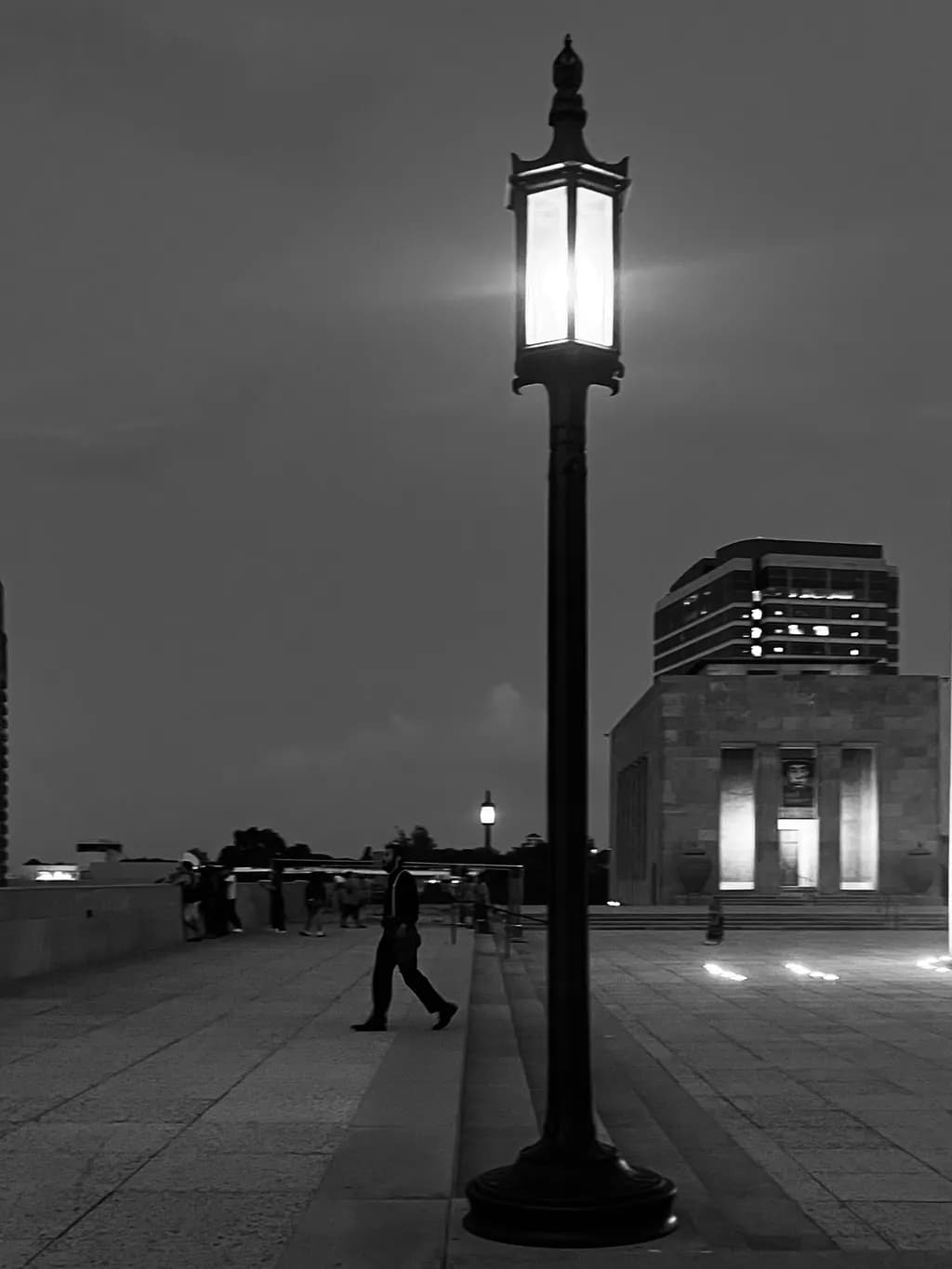 Urban Night Lamp