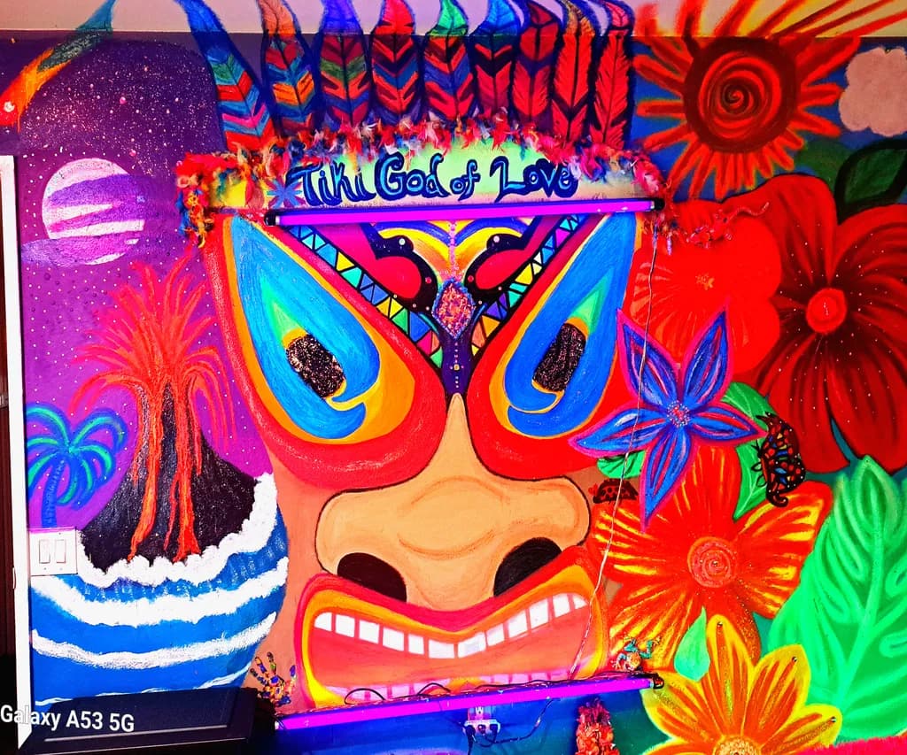 Tiki God and Flowers