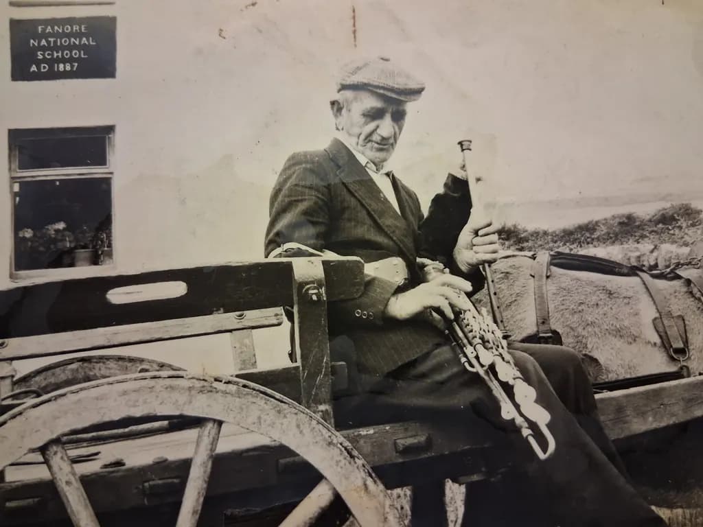 The Cart Musician