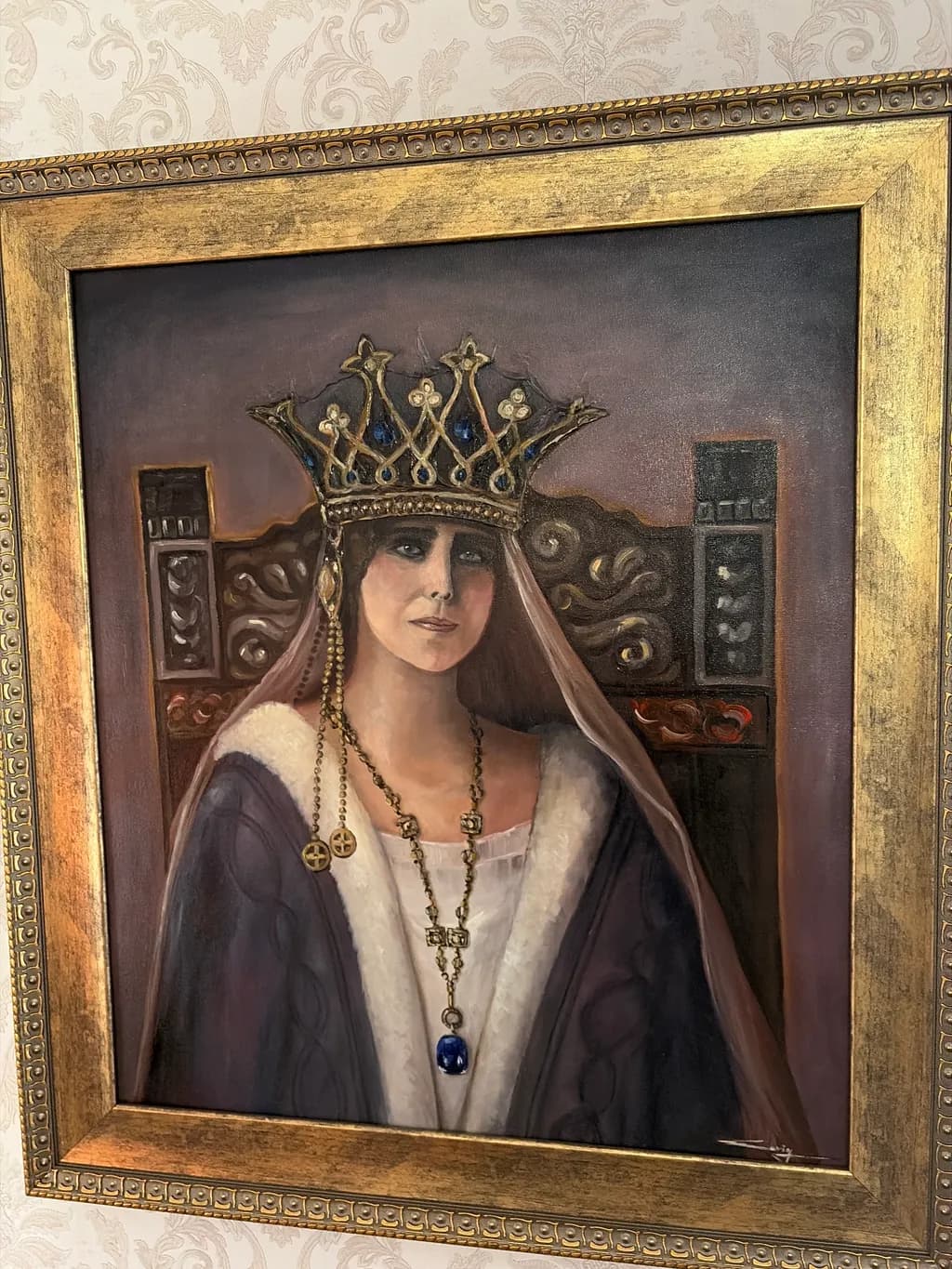 Queen with Crown Portrait