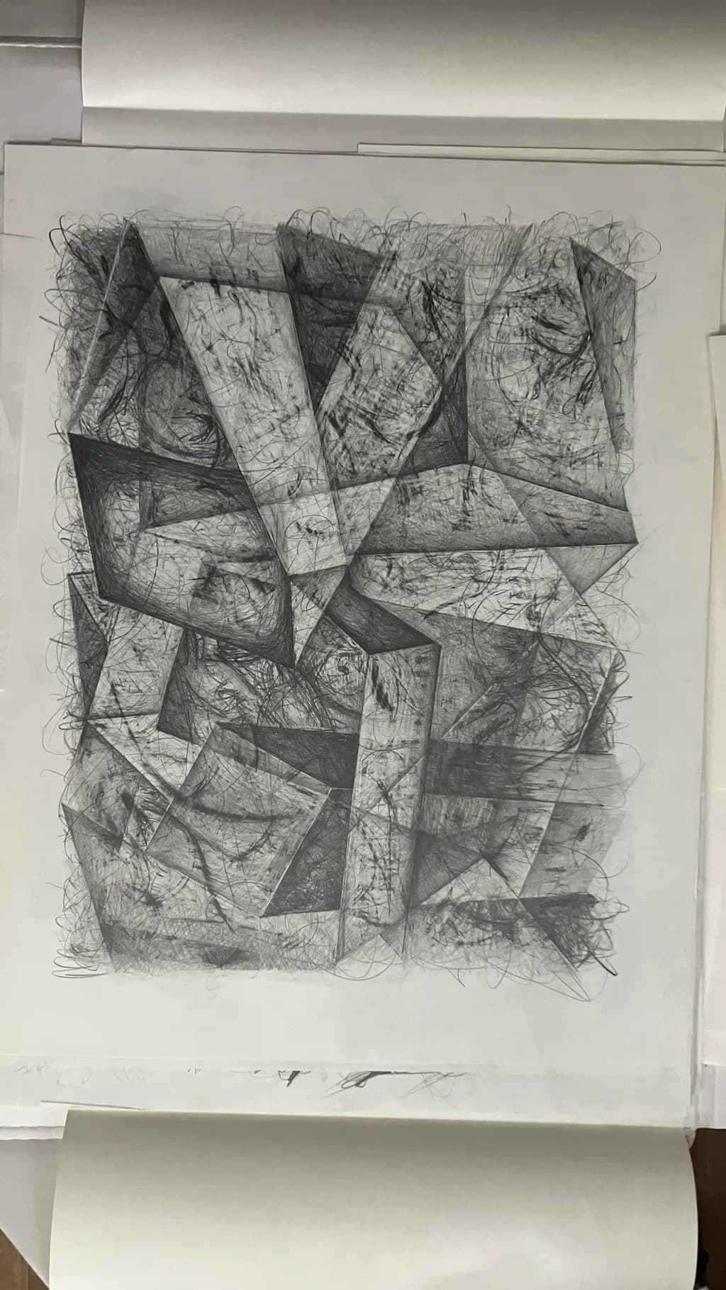 Fragmented Graphite 亚洲精品