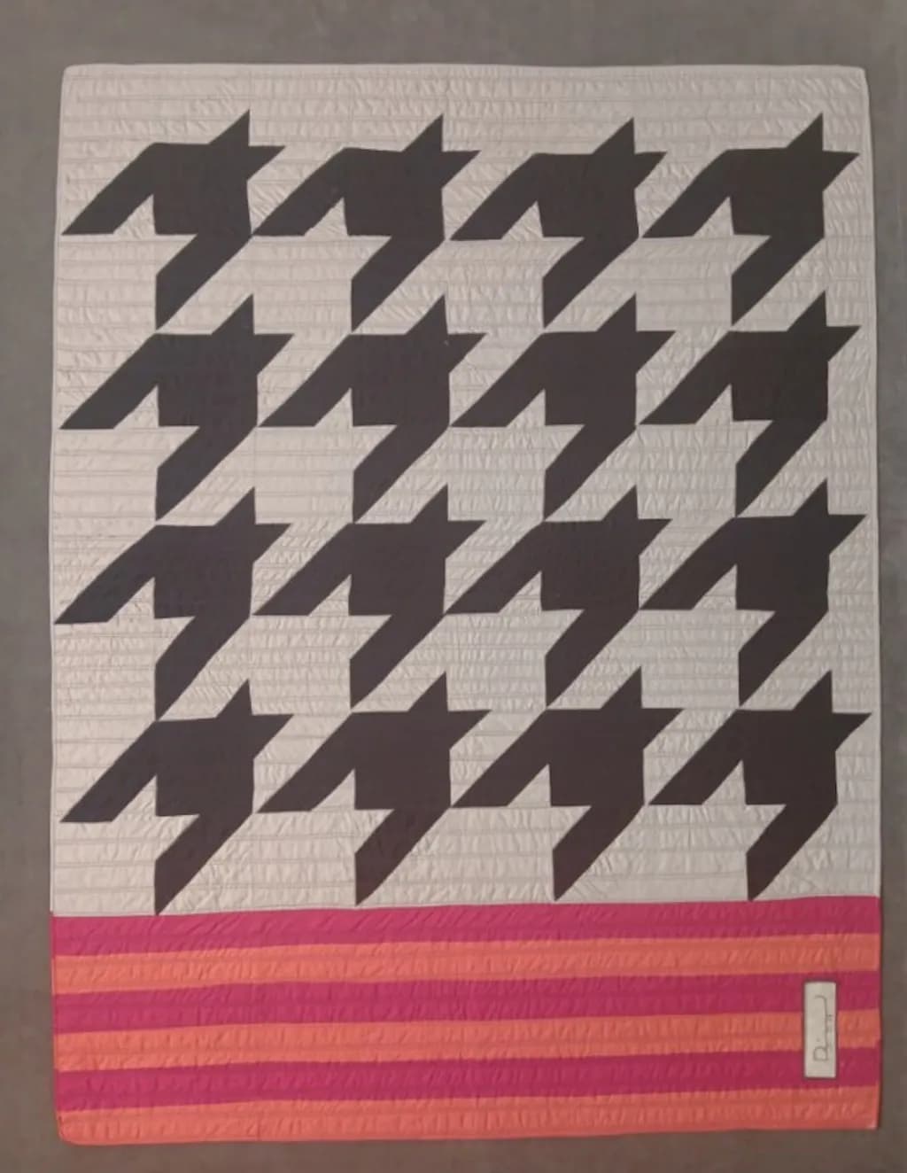 Shadowed Arrow Grid