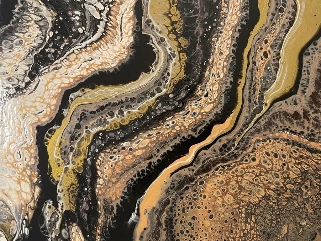Gilded Marbled Currents