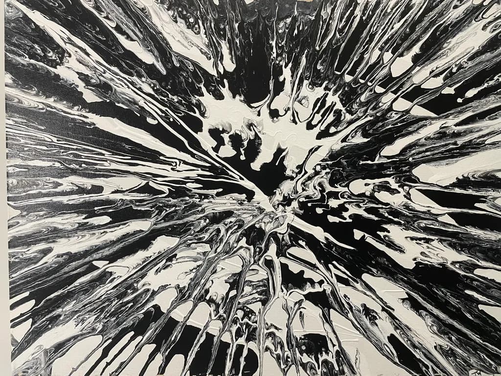 Monochrome Radial Surge