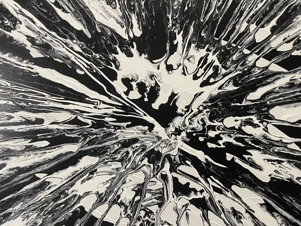 Monochrome Radial Surge
