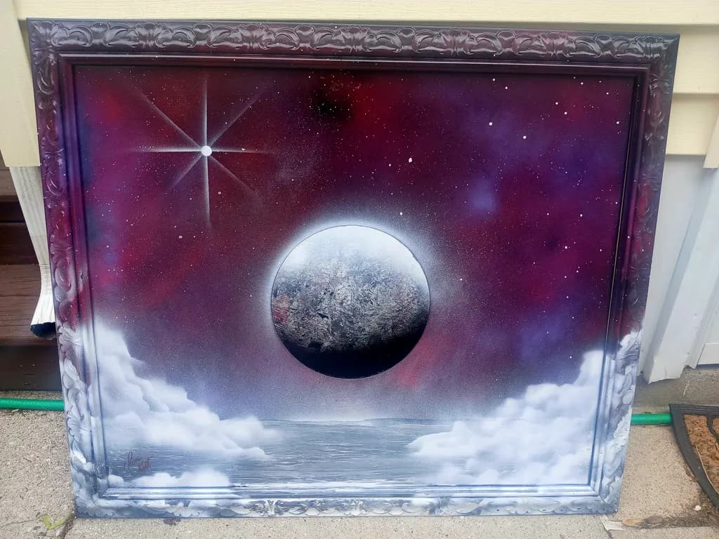 Moonlit Cosmic Horizon