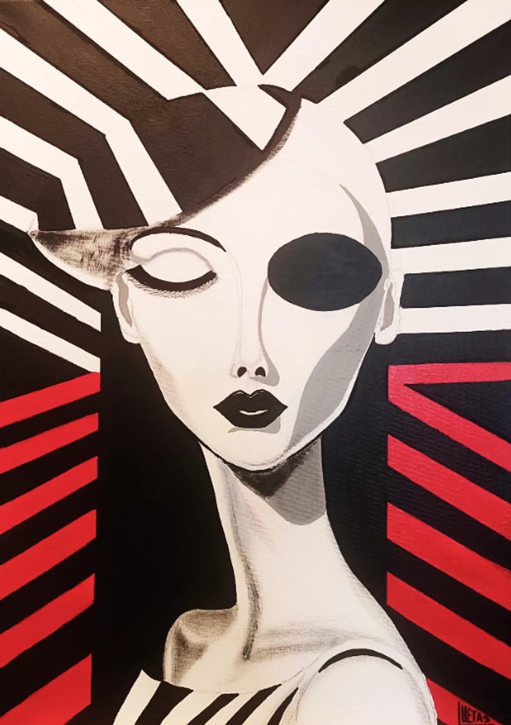 WOMAN IN GEOMETRIC CONTRAST