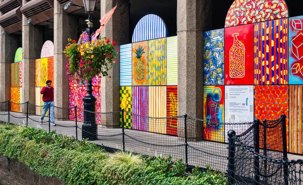 A splash of colour at St Katharine Docks