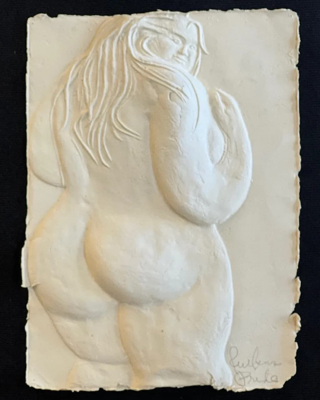 Ethereal Embrace: A Sculptural Exploration of Form and Texture