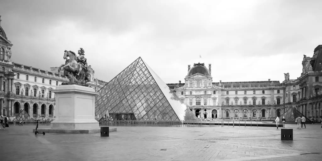 Louvre Reflections
