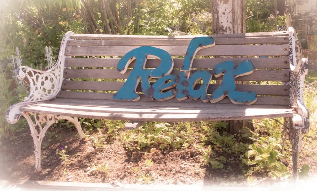 Relaxation Bench