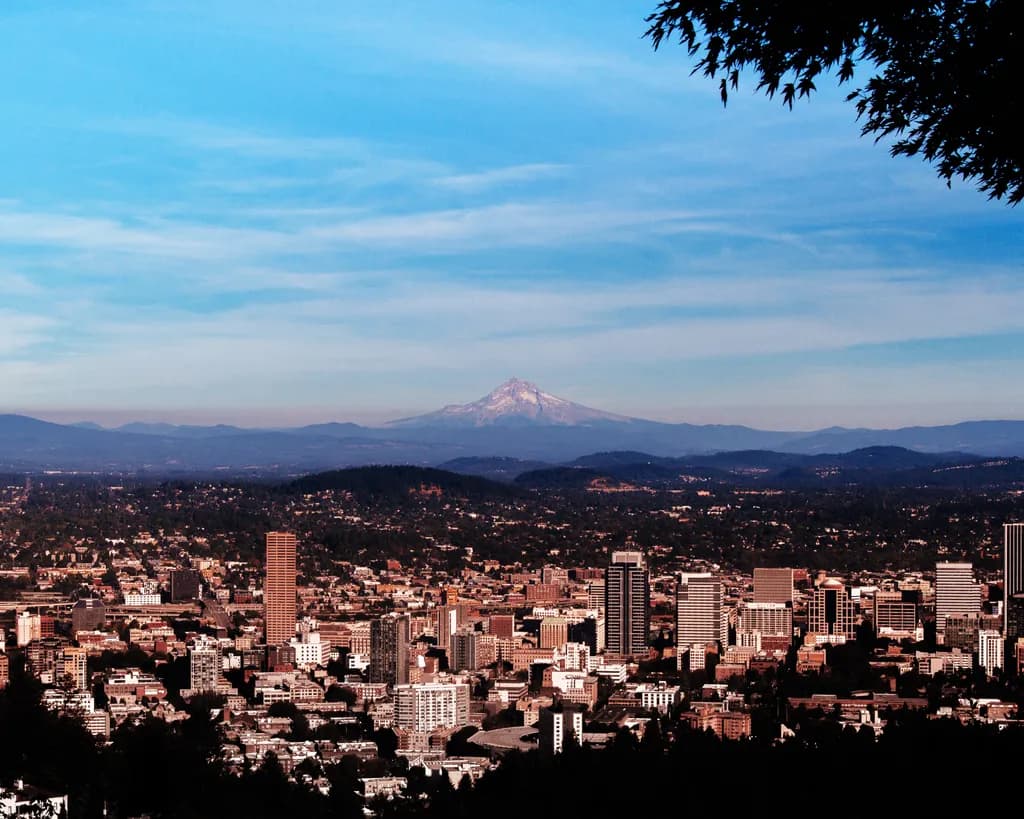 Urban Serenity: A Panoramic View of Portland with Majestic Mount Hood in the Distance