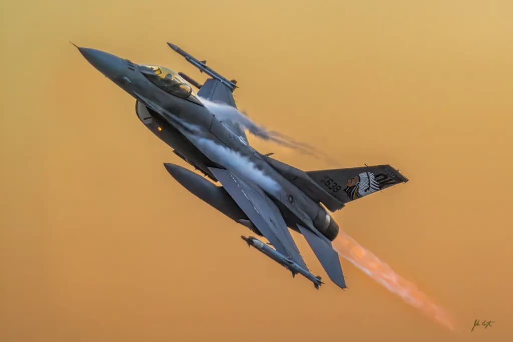 Tulsa Guard F-16