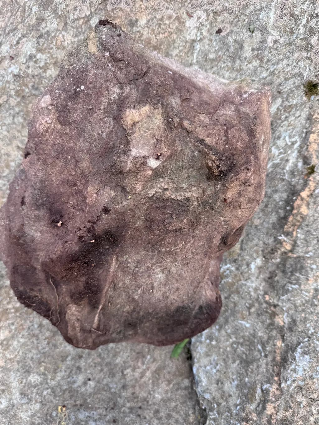Weathered Earthstone