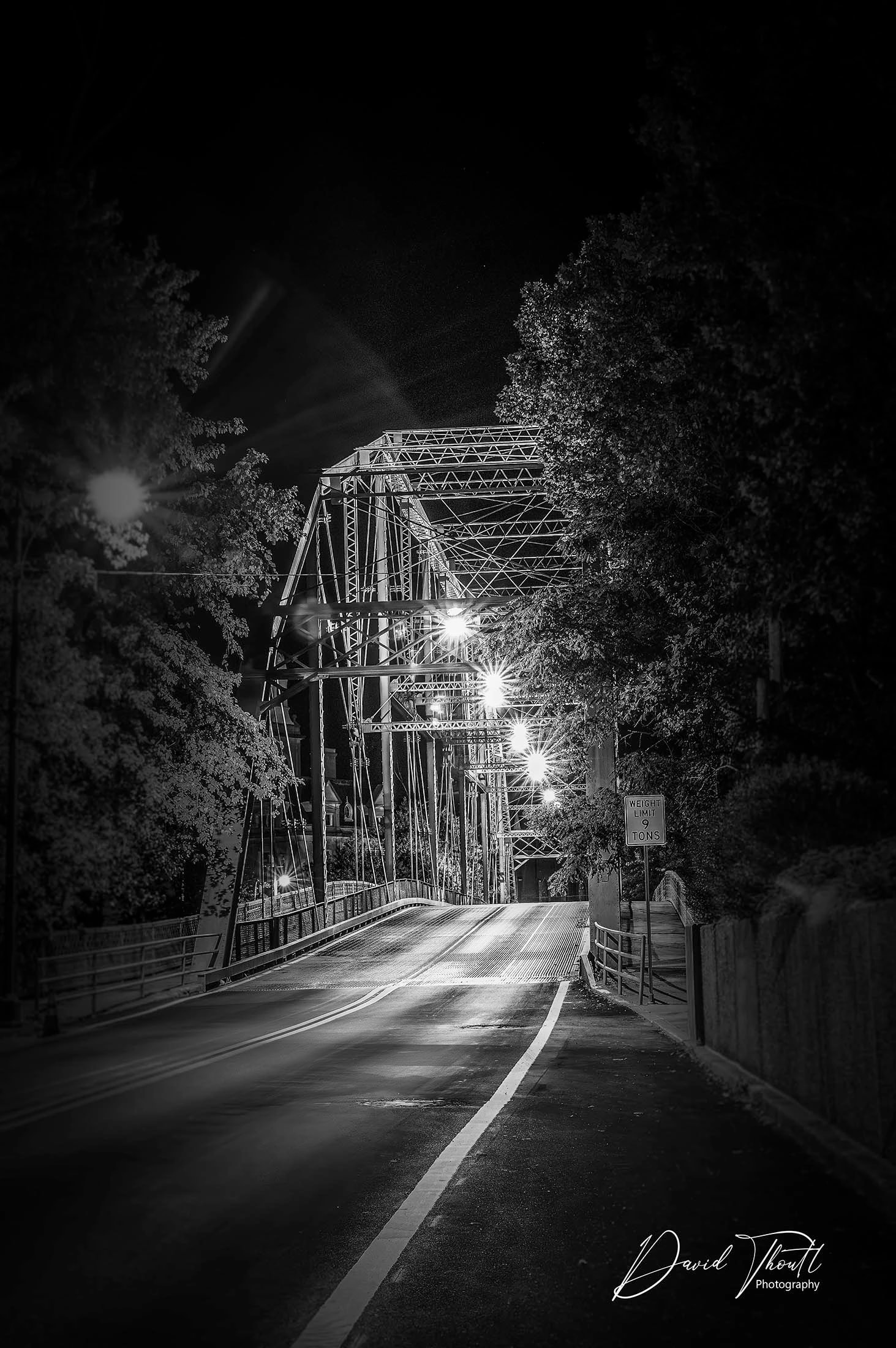 Monochrome Gateway