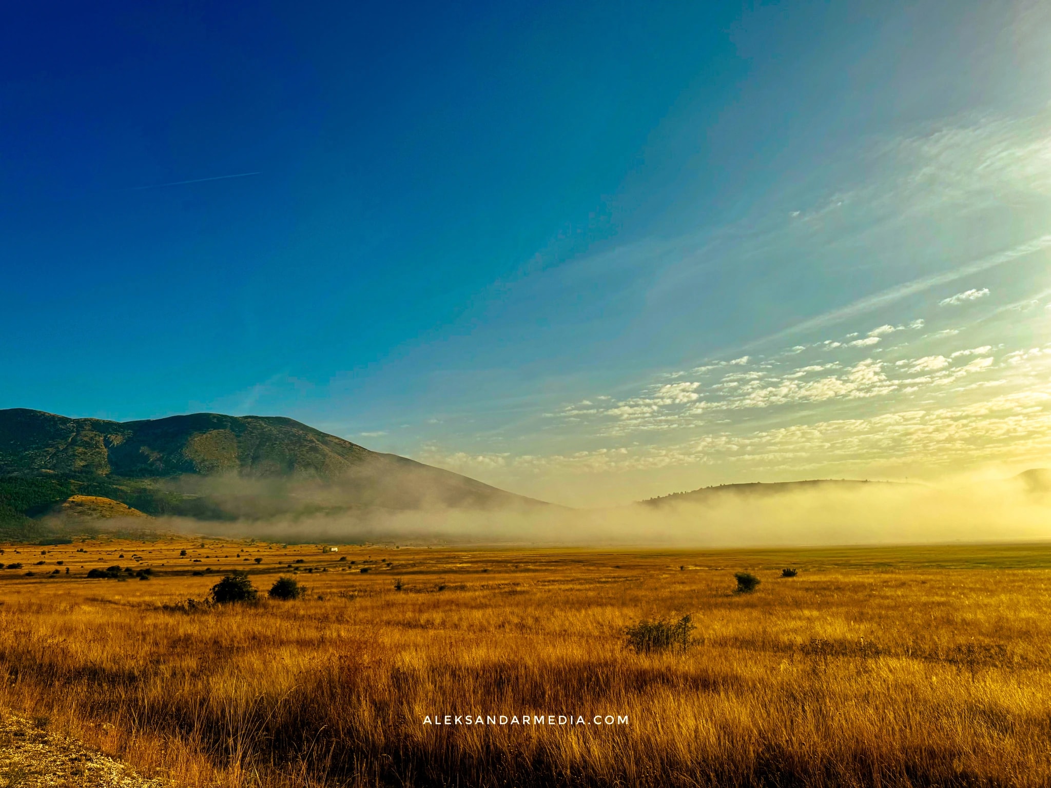 Golden Mist Mountains