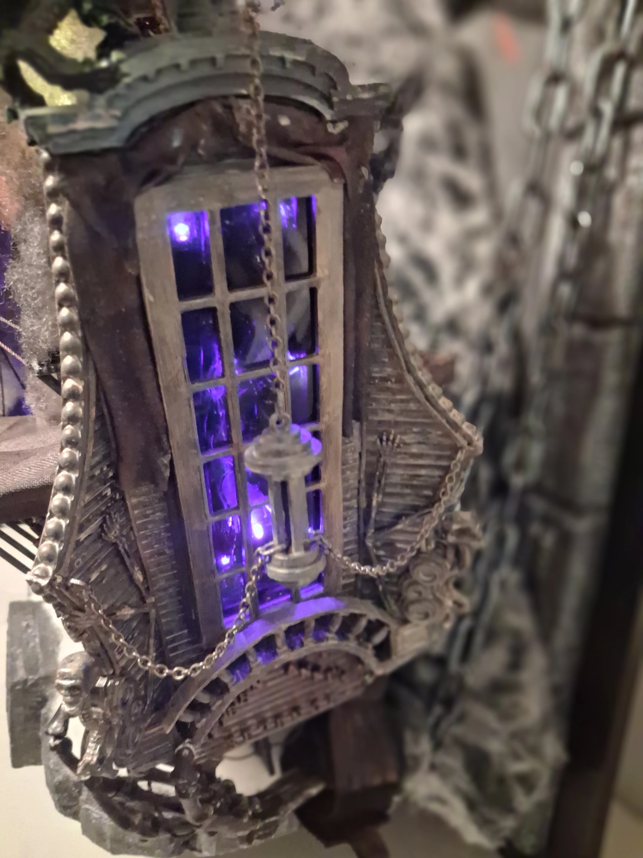 Gothic Purple Mechanical Lantern