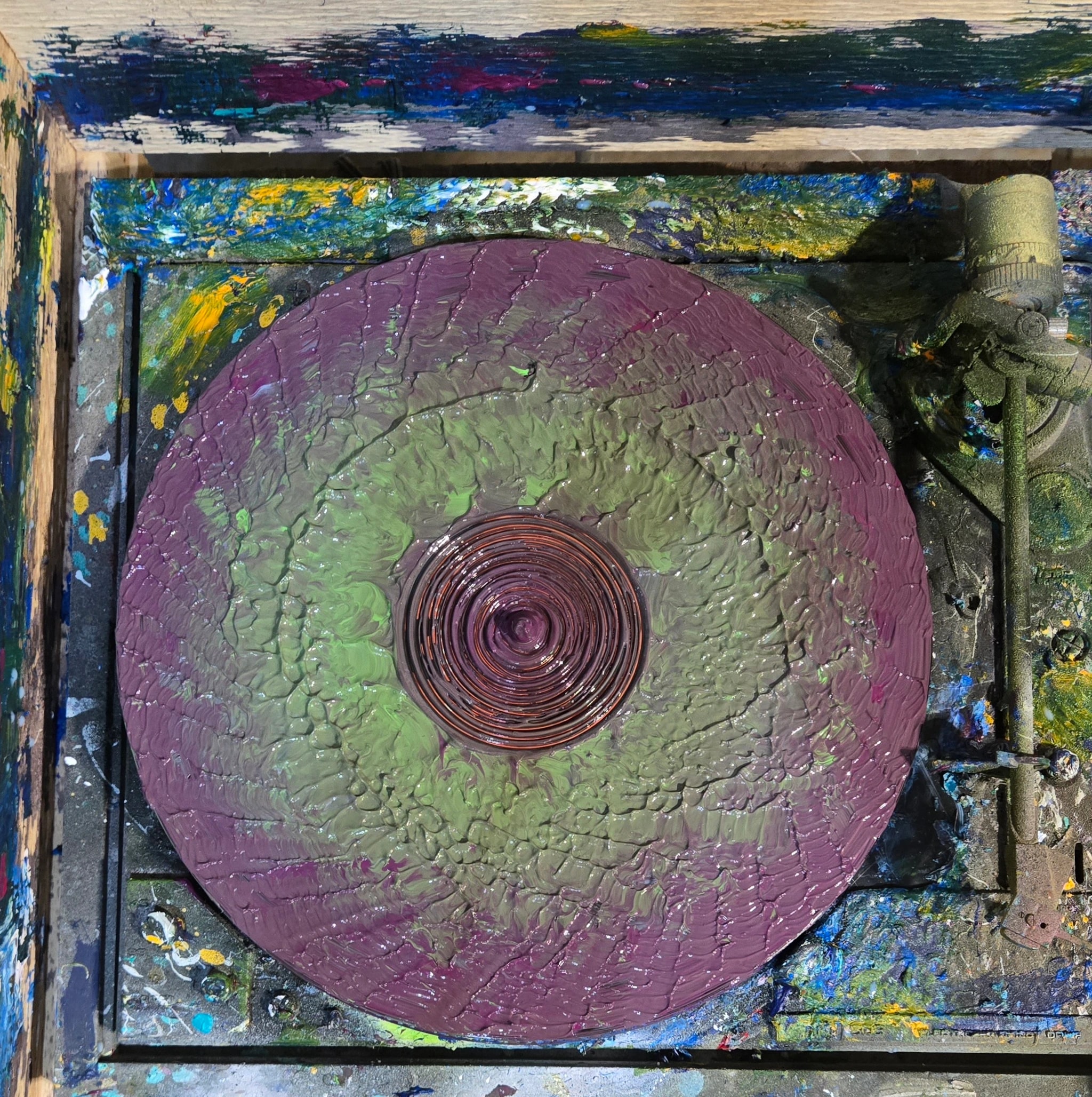 Pigment Orbit