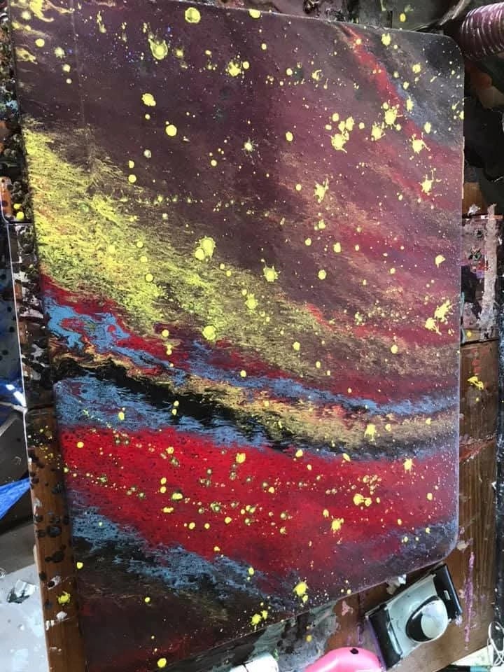 Splattered Horizon