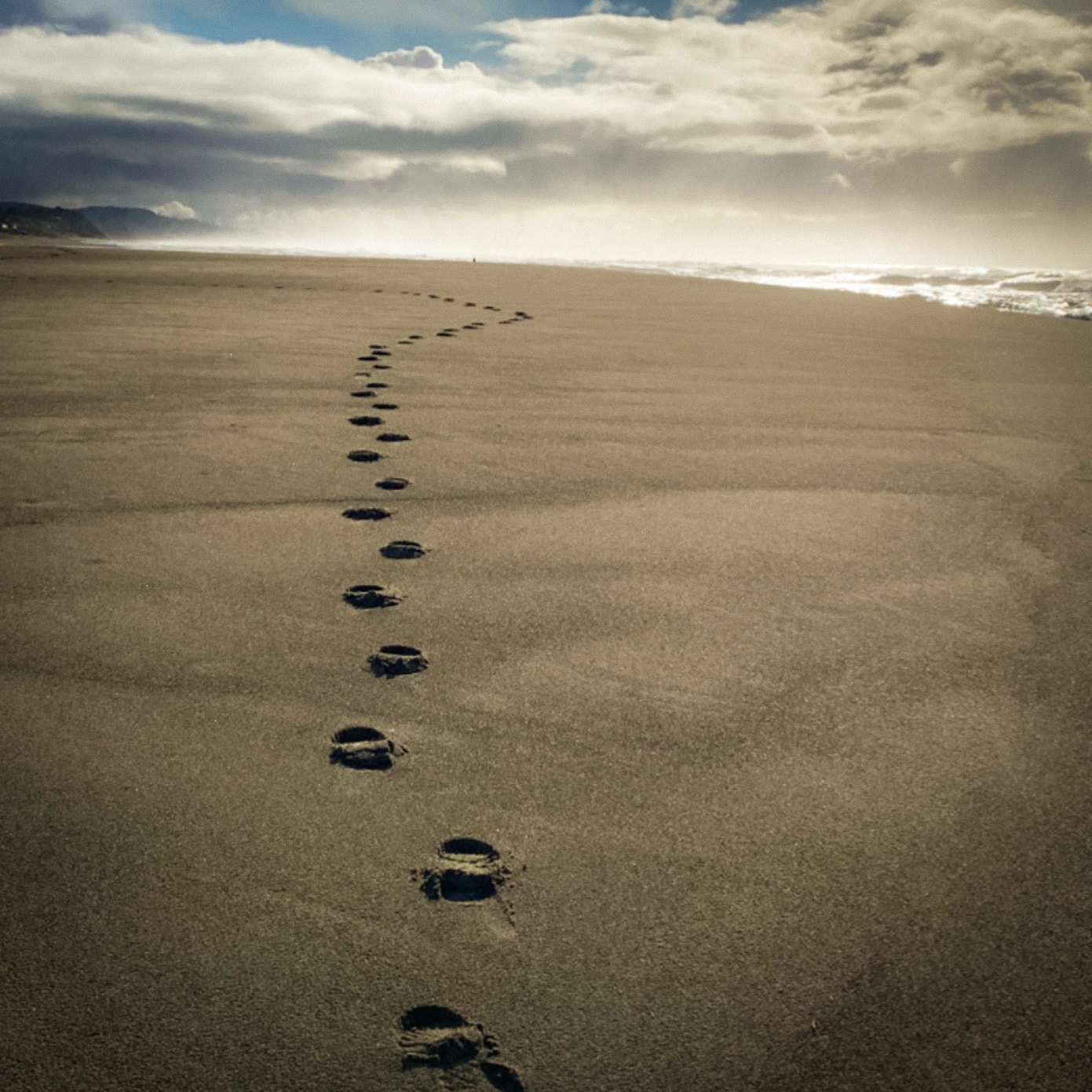Solitary Shoreline Footprints