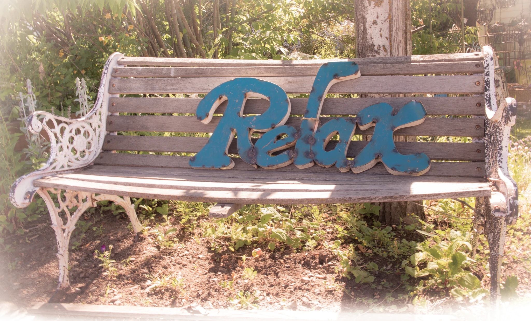 Relaxation Bench