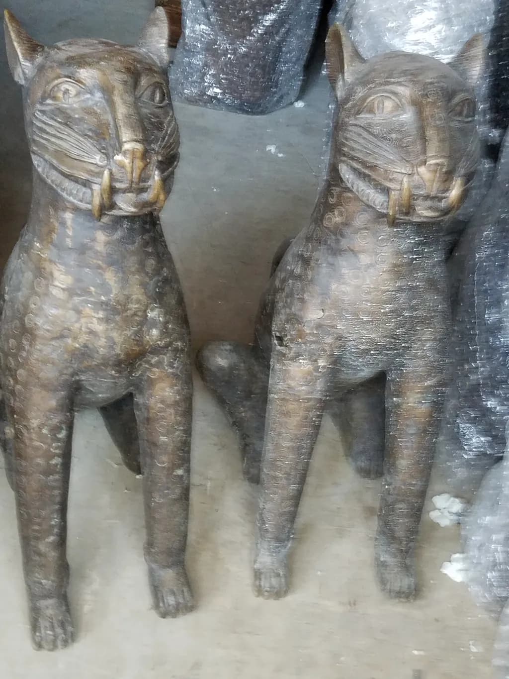 Majestic Feline Statues