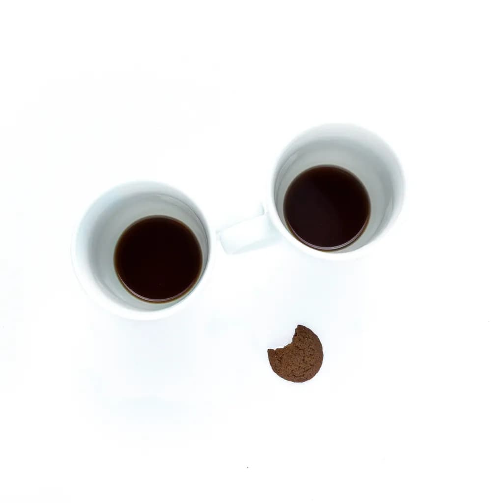 Twin Sips and Cookie