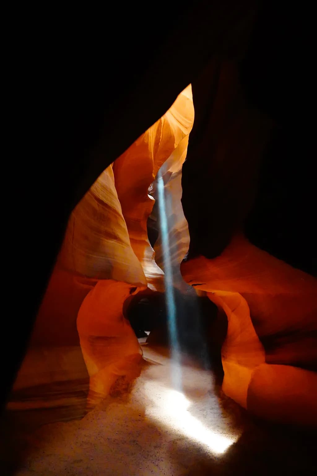 Antelope Canyon Lightbeam