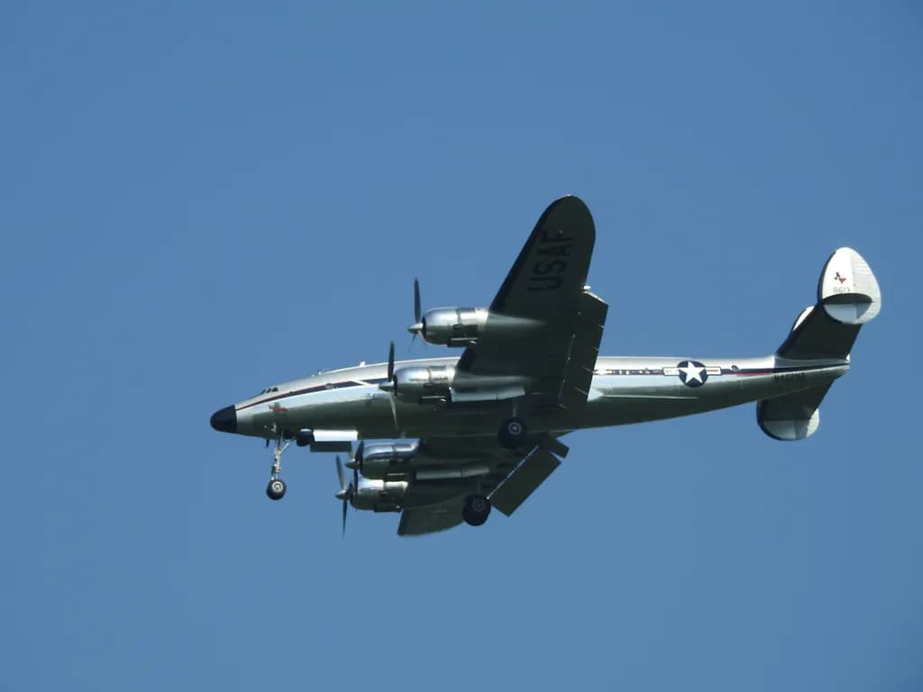 Vintage Flight: The Majestic USAF Aircraft Soaring Through the Sky