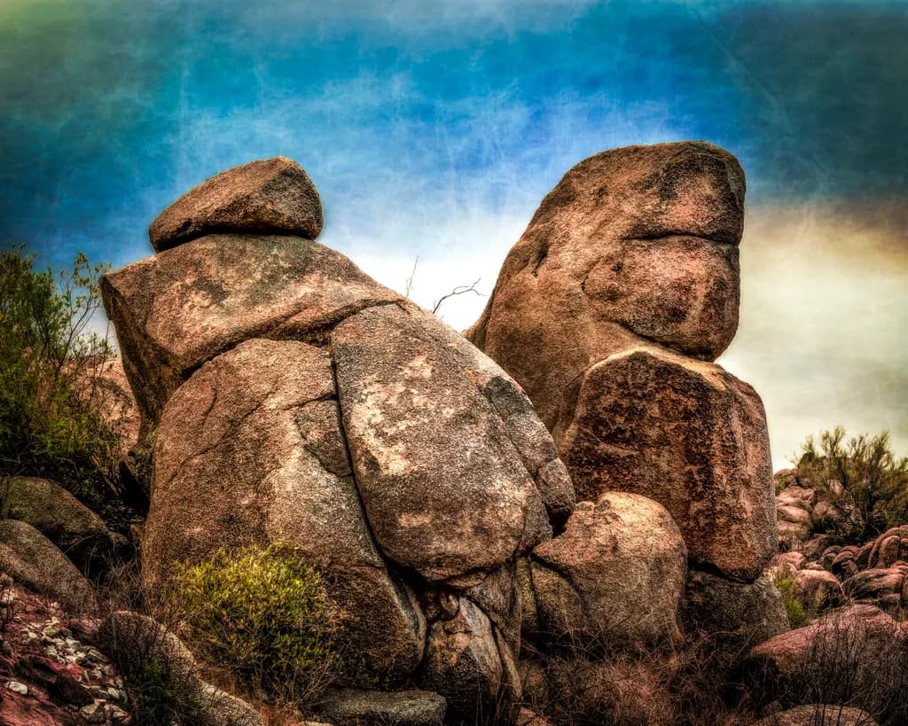 Monumental Boulders