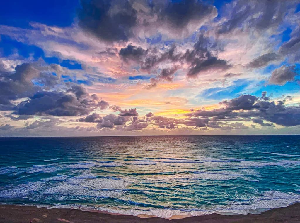 Ocean Horizon Sunset